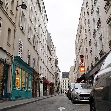 Daire Invalides Tour Eiffel Amelie Paris